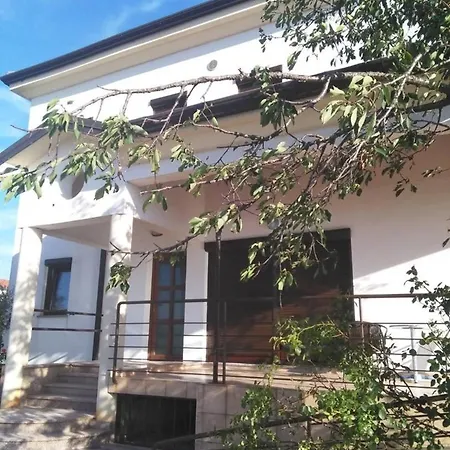 Narcisa With Terrace