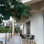 Narcisa With Terrace Appartement
